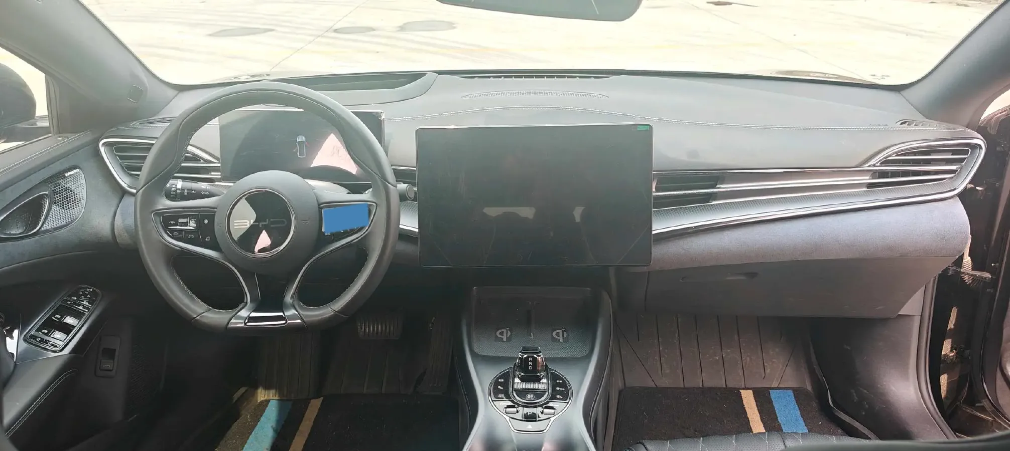 2022 Leapmotor C01 BEV 90KWH,autocango,china used car exporter,china ev exporter,chinese used car exporter,chinese used ev exporter