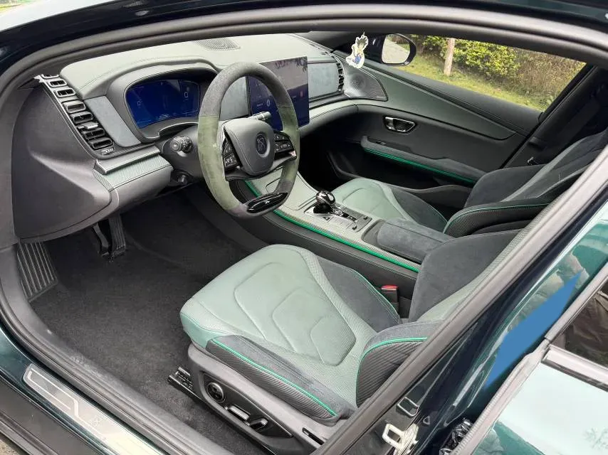 2022 Toyota Highlander 2.5L 192HP L4 E-CVT Hybrid,autocango,china used car exporter,china ev exporter,chinese used car exporter,chinese used ev exporter