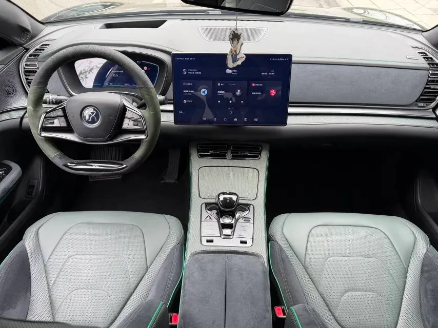 2022 Toyota Highlander 2.5L 192HP L4 E-CVT Hybrid,autocango,china used car exporter,china ev exporter,chinese used car exporter,chinese used ev exporter