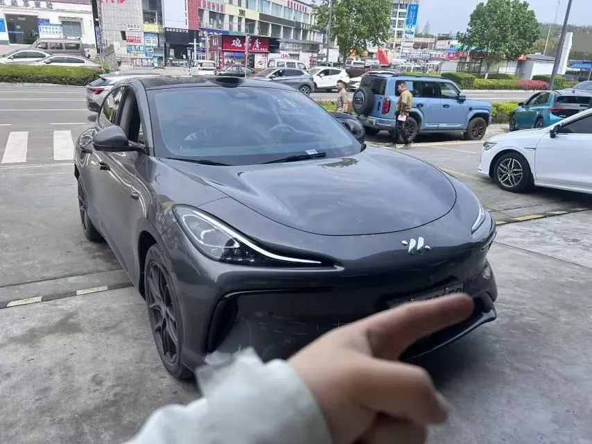 2023 IM LS6 BEV 90KWH,autocango,china used car exporter,china ev exporter,chinese used car exporter,chinese used ev exporter