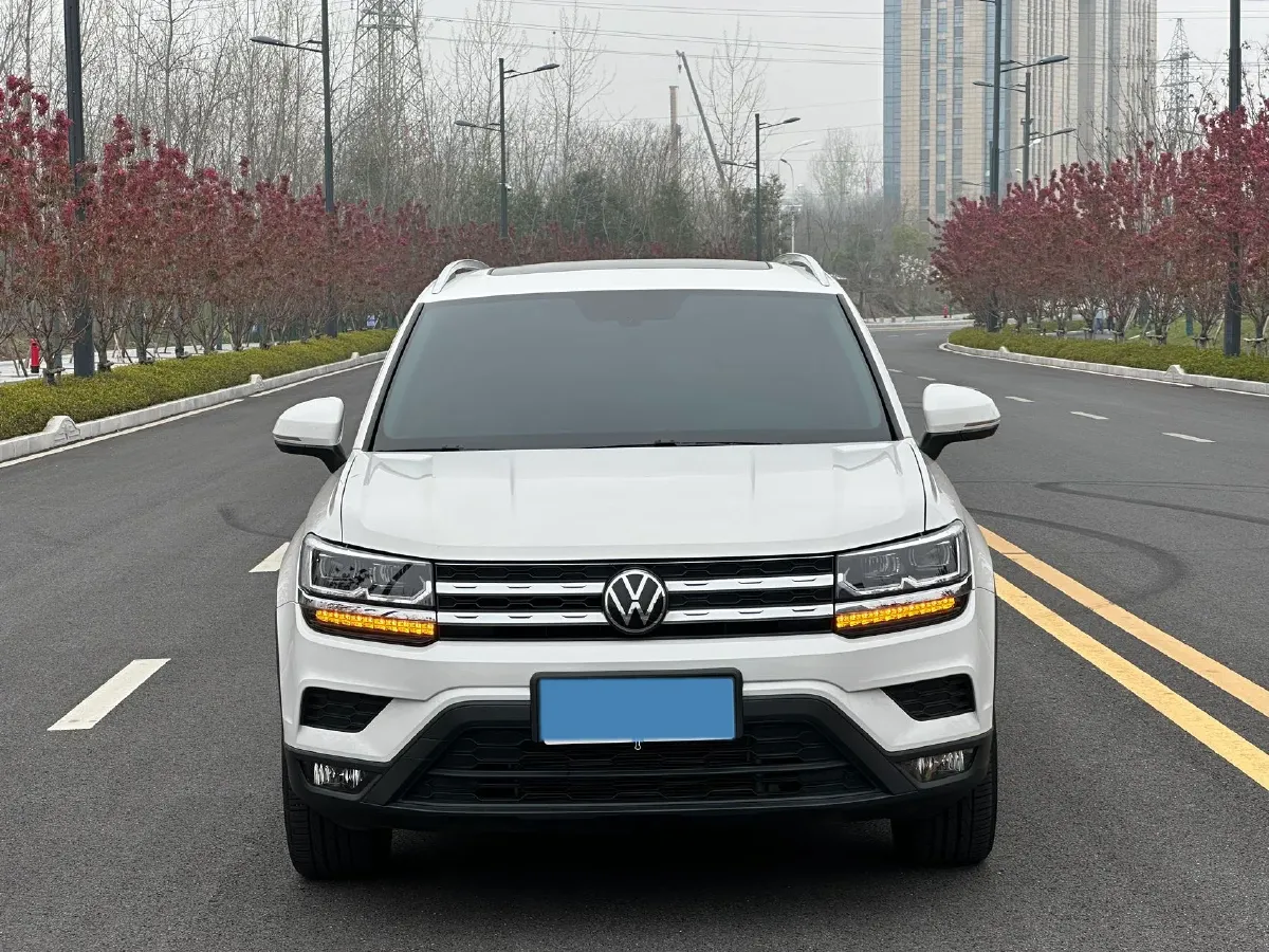 2021 Volkswagen Tharu 1.4T 150HP L4 7DCT,autocango,china used car exporter,china ev exporter,chinese used car exporter,chinese used ev exporter