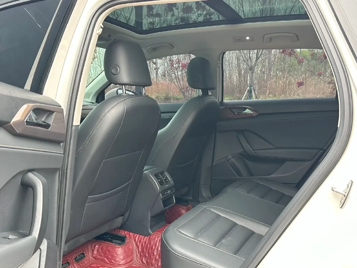 2021 Volkswagen Tharu 1.4T 150HP L4 7DCT,autocango,china used car exporter,china ev exporter,chinese used car exporter,chinese used ev exporter