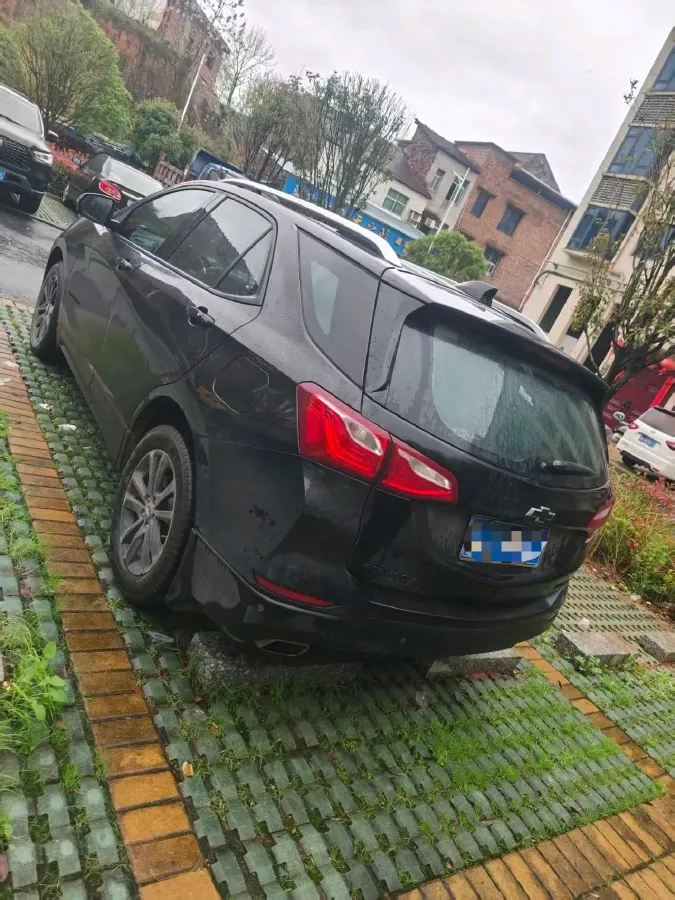 2018 Chevrolet Equinox 2.0T 260HP L4 9AT,autocango,china used car exporter,china ev exporter,chinese used car exporter,chinese used ev exporter