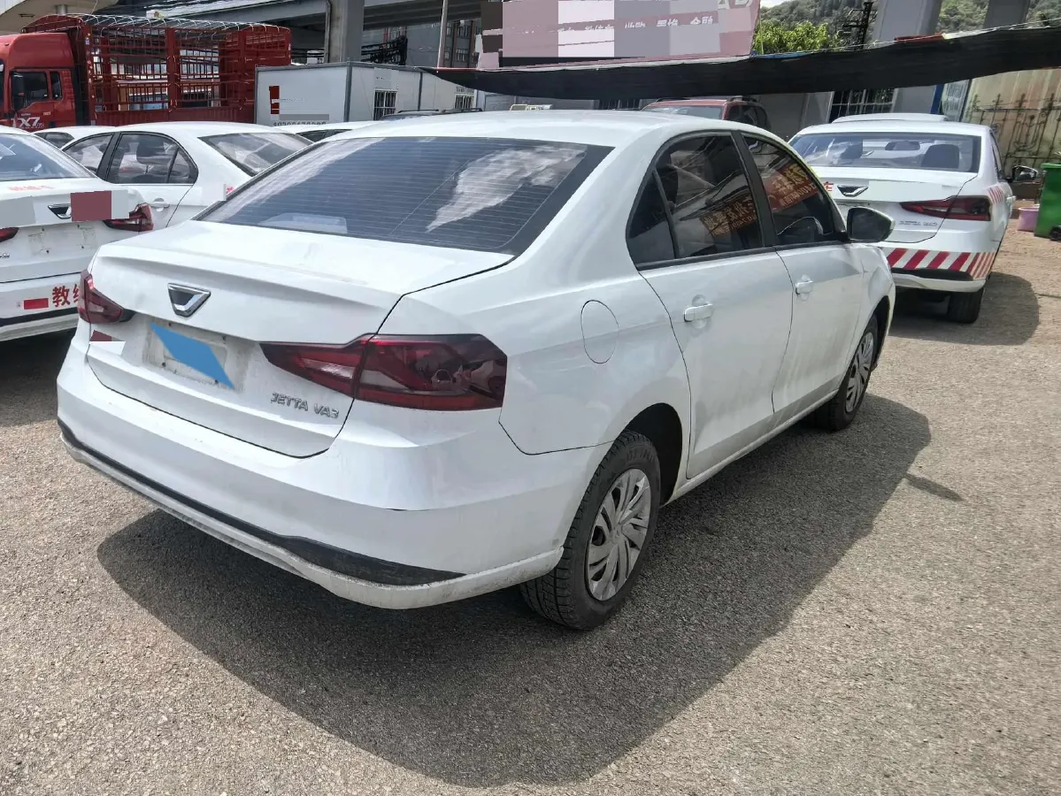 2021 Jetta VA3 1.5L 112HP L4 5MT,autocango,china used car exporter,china ev exporter,chinese used car exporter,chinese used ev exporter