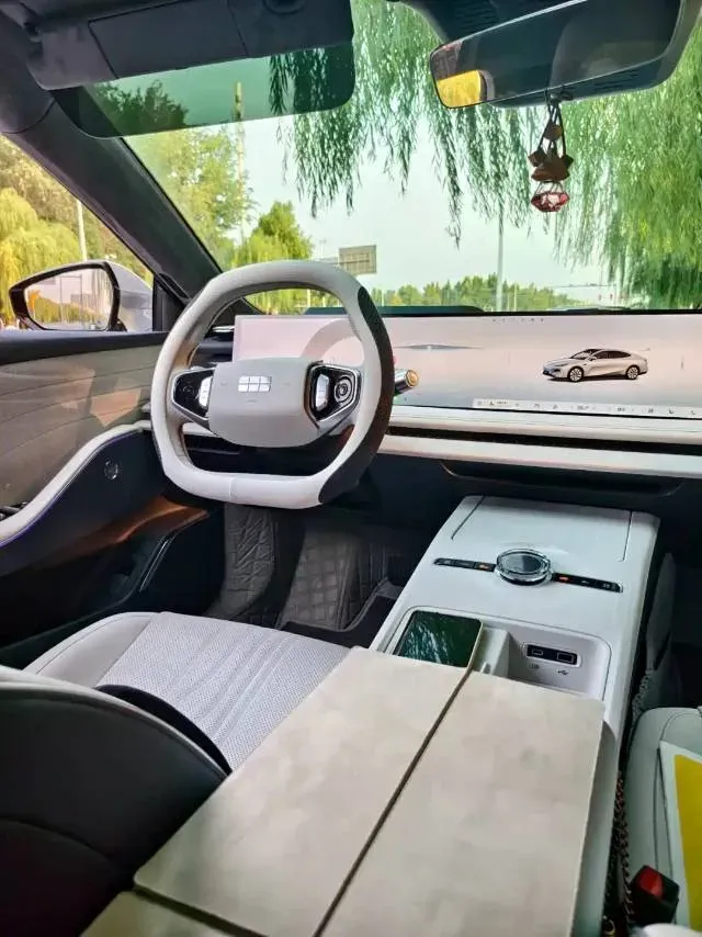 2025 MAXUS InterstellarX 2.5T 224HP L4 8AT,autocango,china used car exporter,china ev exporter,chinese used car exporter,chinese used ev exporter