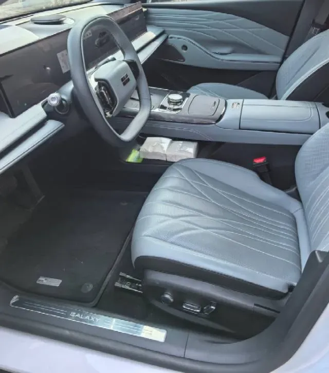 2025 MAXUS InterstellarX 2.5T 224HP L4 8AT,autocango,china used car exporter,china ev exporter,chinese used car exporter,chinese used ev exporter