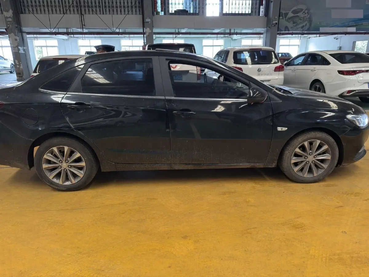 2022 Chevrolet Monza 1.5L 113HP L4 6AT,autocango,china used car exporter,china ev exporter,chinese used car exporter,chinese used ev exporter