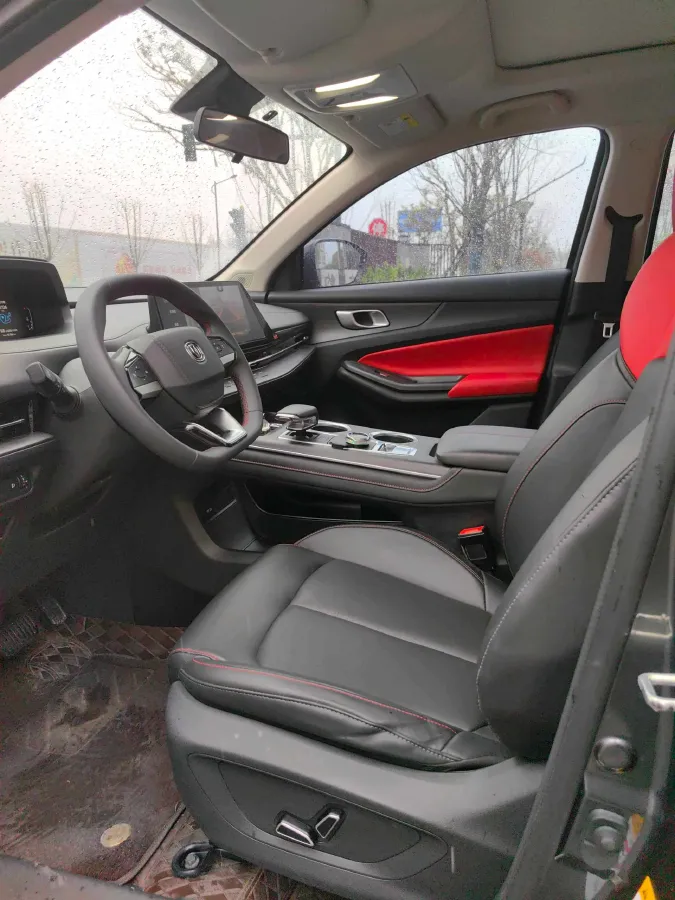 2022 ChangAn Oshan X7 Plus 1.5T 188HP L4 7DCT,autocango,china used car exporter,china ev exporter,chinese used car exporter,chinese used ev exporter