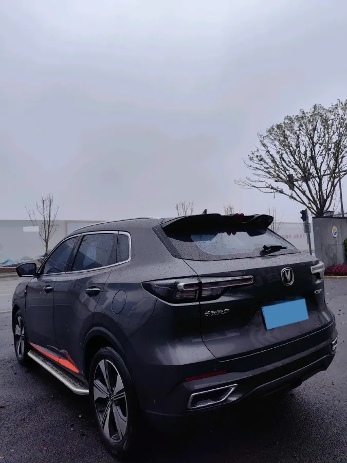 2022 ChangAn Oshan X7 Plus 1.5T 188HP L4 7DCT,autocango,china used car exporter,china ev exporter,chinese used car exporter,chinese used ev exporter