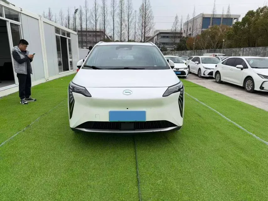 2022 Geely Okavango 1.8T 184HP L4 7DCT,autocango,china used car exporter,china ev exporter,chinese used car exporter,chinese used ev exporter