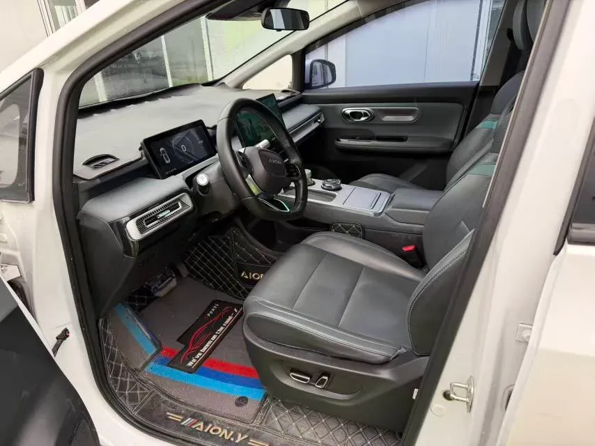 2022 Geely Okavango 1.8T 184HP L4 7DCT,autocango,china used car exporter,china ev exporter,chinese used car exporter,chinese used ev exporter