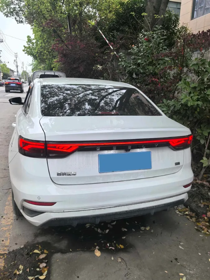 2023 Geely Emgrand 1.5L 127HP L4 CVT,autocango,china used car exporter,china ev exporter,chinese used car exporter,chinese used ev exporter