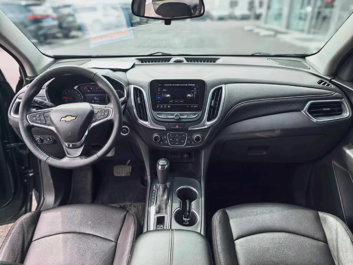2019 Chevrolet Equinox 1.5T 180HP L4 6AT,autocango,china used car exporter,china ev exporter,chinese used car exporter,chinese used ev exporter