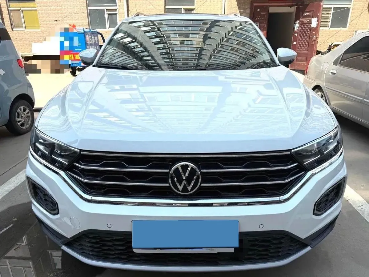 2022 Volkswagen T-Roc 1.4T 150HP L4 7DCT,autocango,china used car exporter,china ev exporter,chinese used car exporter,chinese used ev exporter