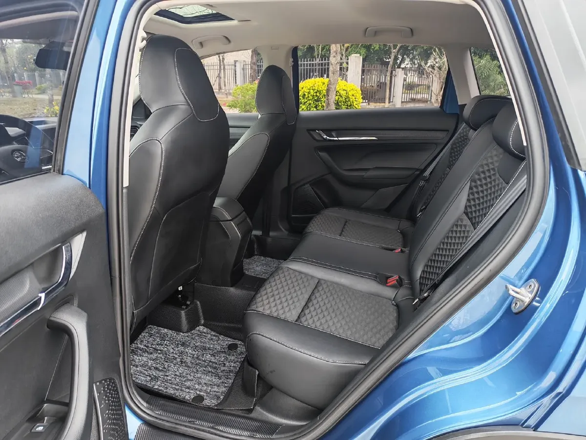 2020 Skoda Kamiq 1.5L 112HP L4 6AT,autocango,china used car exporter,china ev exporter,chinese used car exporter,chinese used ev exporter