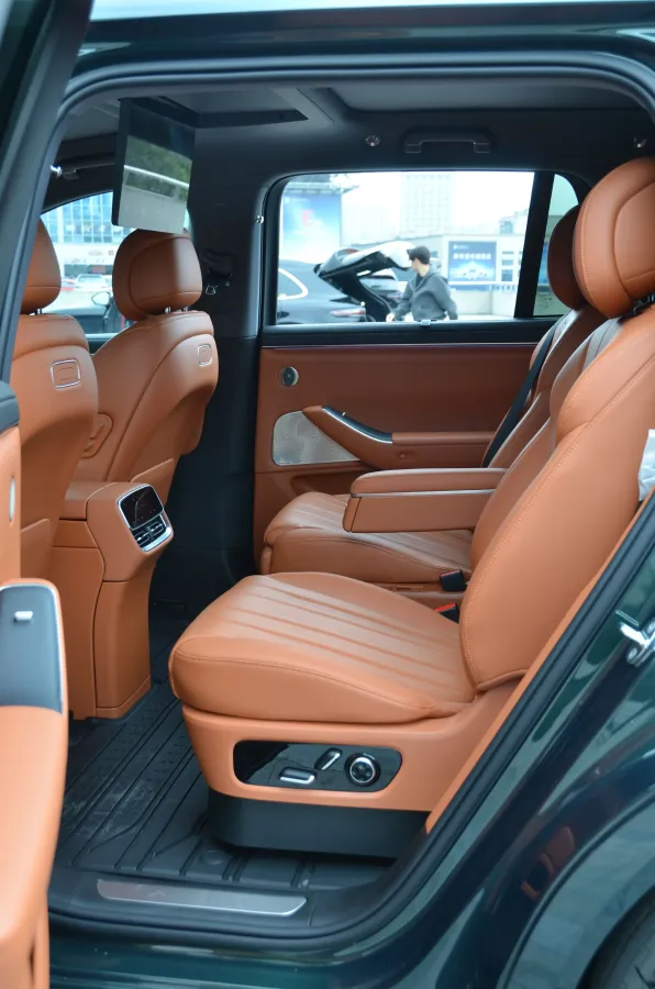 2026 AITO AITO M7 REEV 160HP REEV,autocango,china used car exporter,china ev exporter,chinese used car exporter,chinese used ev exporter