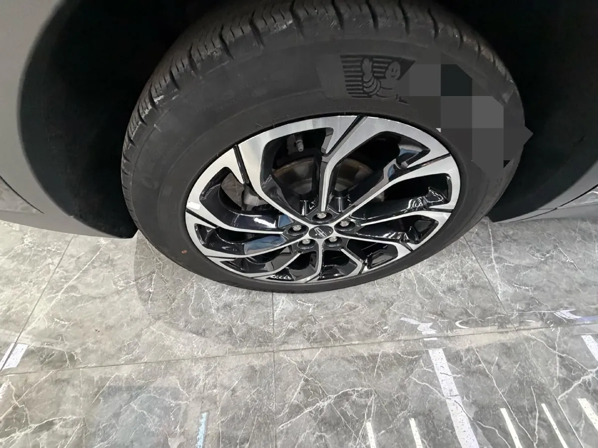 2023 Lincoln Nautilus 2.0T 261HP L4 8AT,autocango,china used car exporter,china ev exporter,chinese used car exporter,chinese used ev exporter