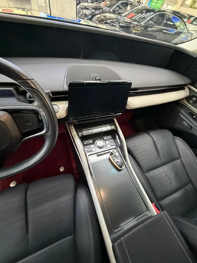 2023 Lincoln Nautilus 2.0T 261HP L4 8AT,autocango,china used car exporter,china ev exporter,chinese used car exporter,chinese used ev exporter