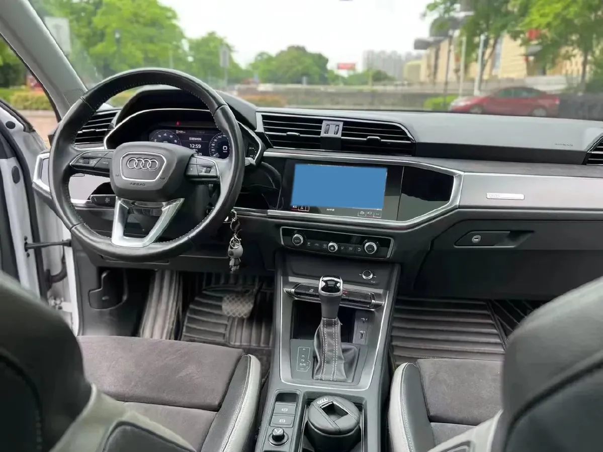 2021 Audi Q3 1.4T 150HP L4 7DCT,autocango,china used car exporter,china ev exporter,chinese used car exporter,chinese used ev exporter