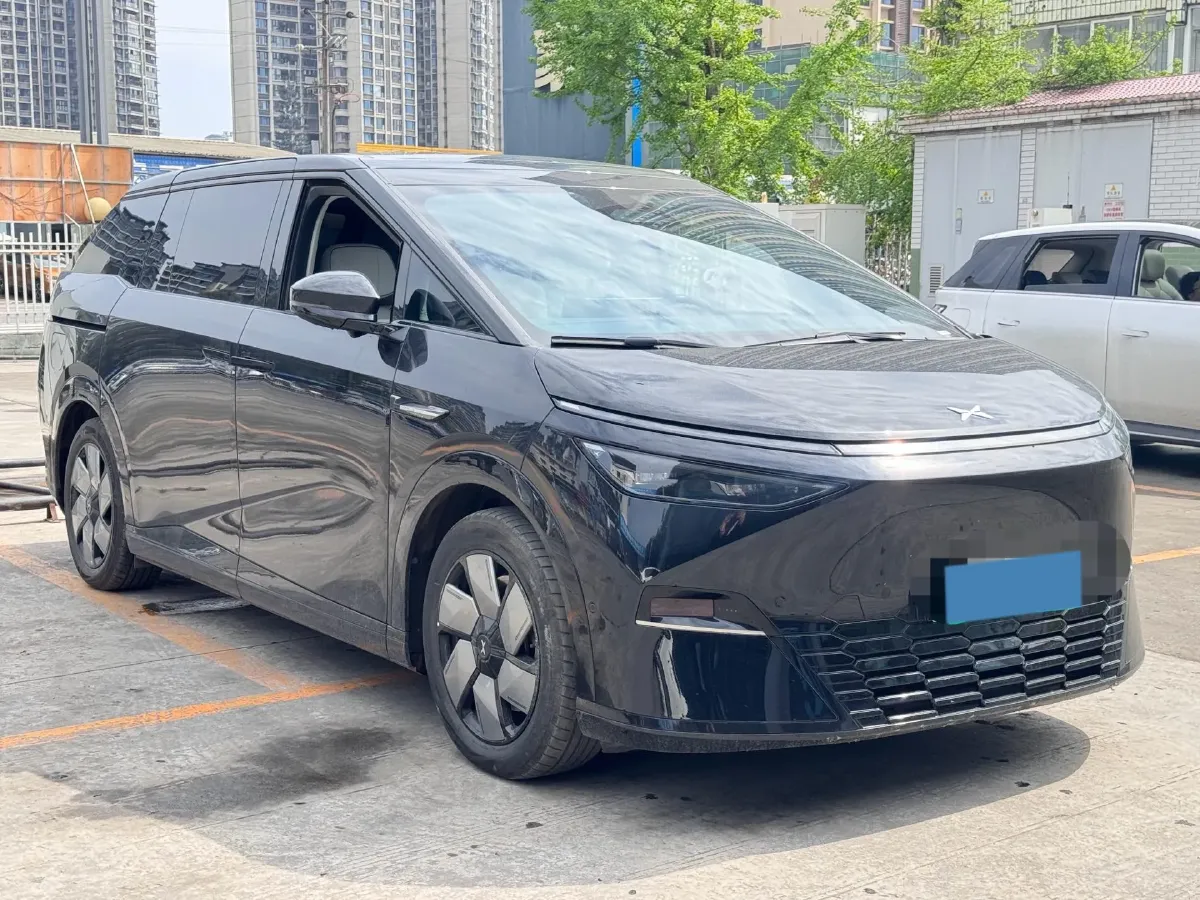 2024 Xpeng X9 BEV 101.5KWH,autocango,china used car exporter,china ev exporter,chinese used car exporter,chinese used ev exporter
