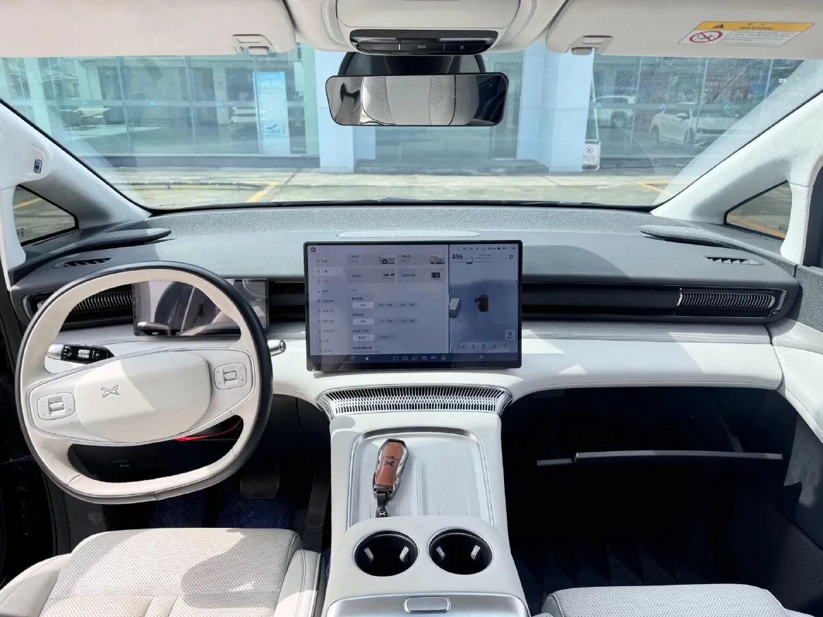 2024 Xpeng X9 BEV 101.5KWH,autocango,china used car exporter,china ev exporter,chinese used car exporter,chinese used ev exporter