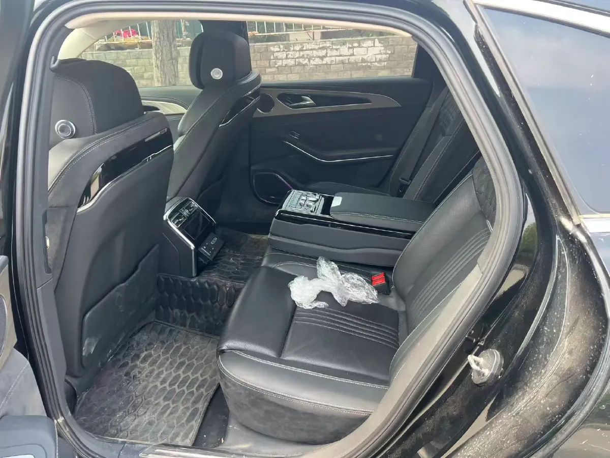 2020 HongQi H9 2.0T 252HP L4 7DCT,autocango,china used car exporter,china ev exporter,chinese used car exporter,chinese used ev exporter