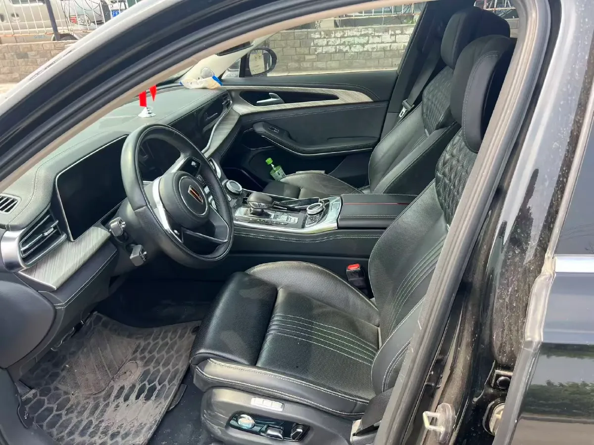 2020 HongQi H9 2.0T 252HP L4 7DCT,autocango,china used car exporter,china ev exporter,chinese used car exporter,chinese used ev exporter