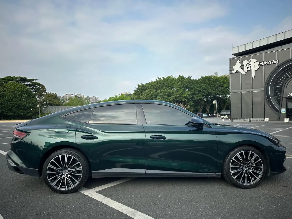 2023 MG 7 1.5T 188HP L4 7DCT,autocango,china used car exporter,china ev exporter,chinese used car exporter,chinese used ev exporter