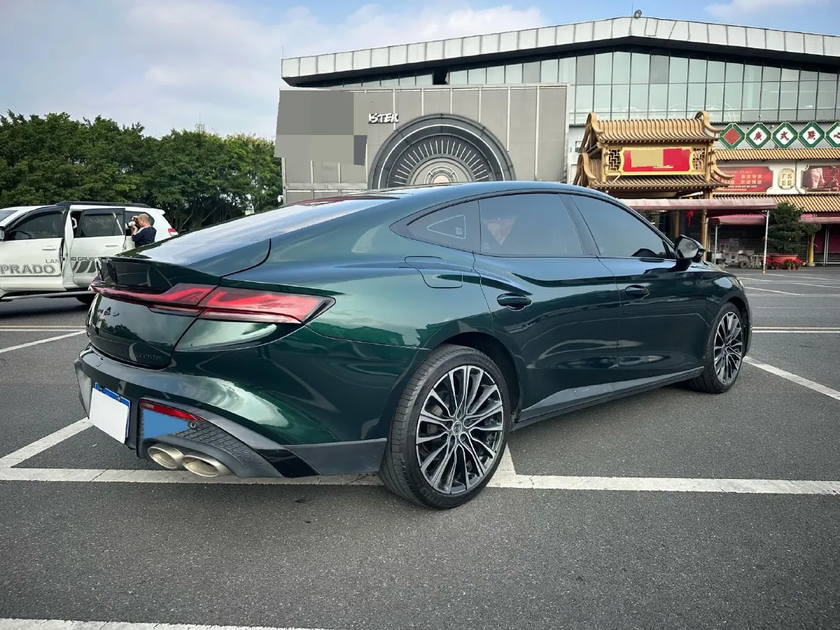 2023 MG 7 1.5T 188HP L4 7DCT,autocango,china used car exporter,china ev exporter,chinese used car exporter,chinese used ev exporter