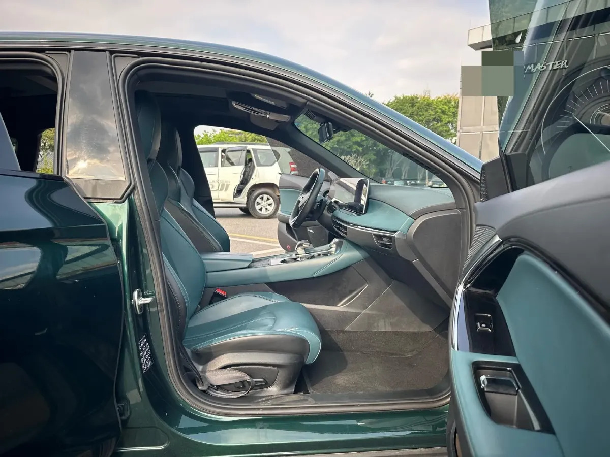 2023 MG 7 1.5T 188HP L4 7DCT,autocango,china used car exporter,china ev exporter,chinese used car exporter,chinese used ev exporter