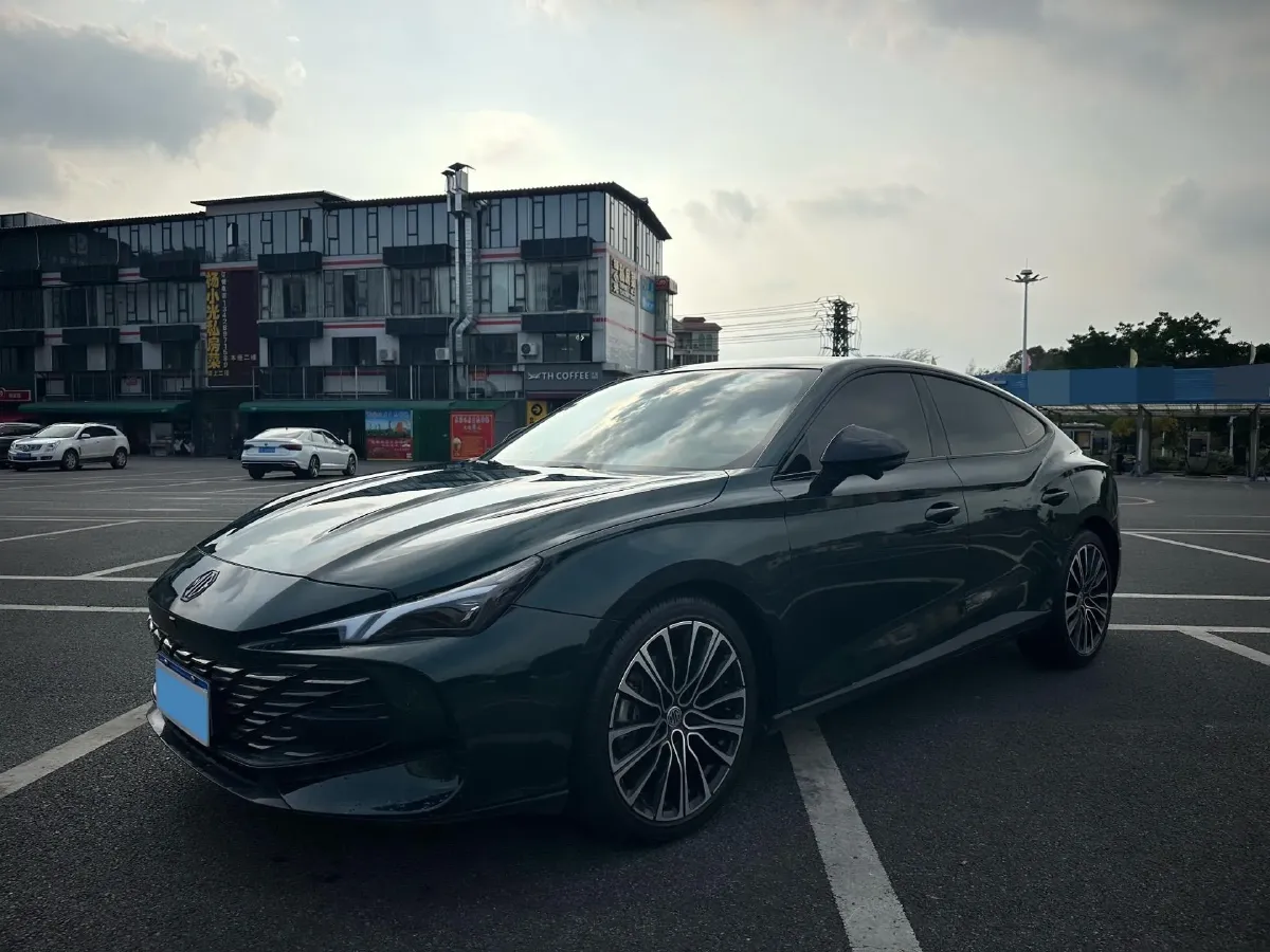 2023 MG 7 1.5T 188HP L4 7DCT,autocango,china used car exporter,china ev exporter,chinese used car exporter,chinese used ev exporter