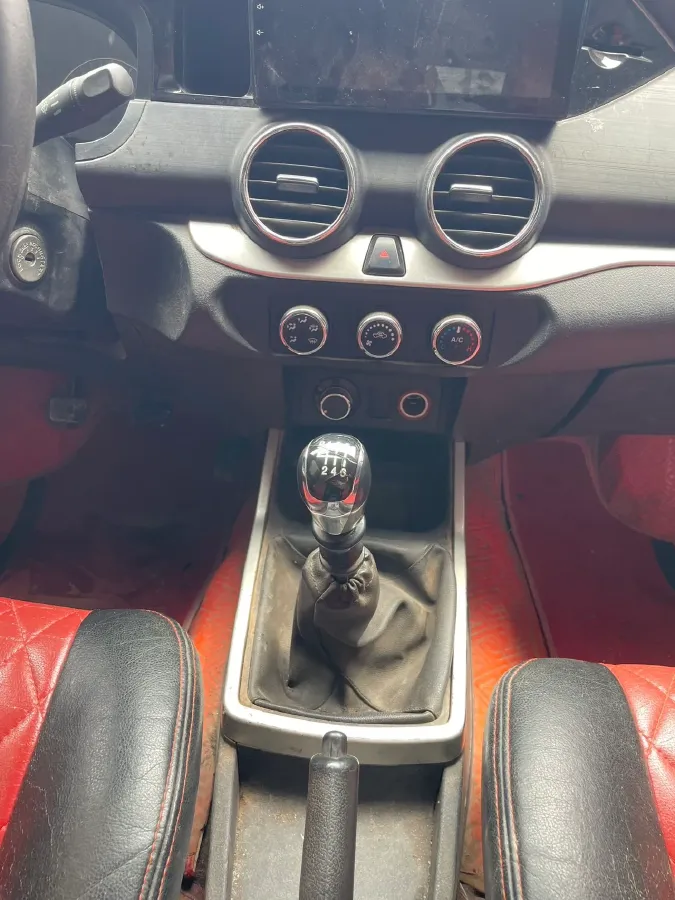 2018 Dongfeng RuiQi 2.5T 140HP L4 6MT,autocango,china used car exporter,china ev exporter,chinese used car exporter,chinese used ev exporter