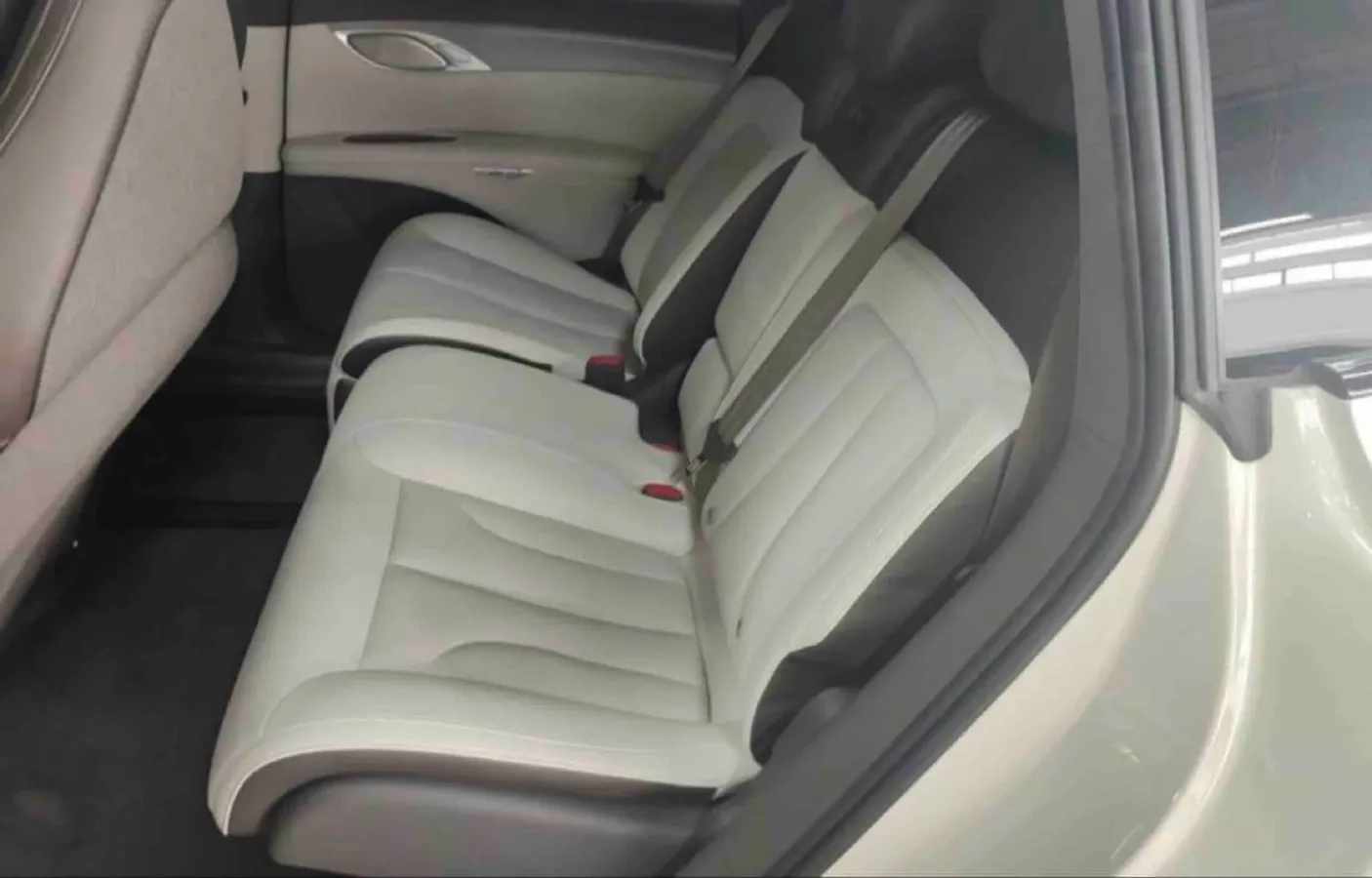 2023 IM LS7 BEV 90KWH,autocango,china used car exporter,china ev exporter,chinese used car exporter,chinese used ev exporter