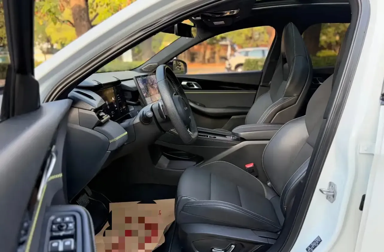 2023 LYNK&CO 01 2.0T 254HP L4 8AT,autocango,china used car exporter,china ev exporter,chinese used car exporter,chinese used ev exporter