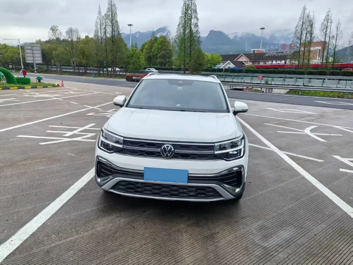 2023 Volkswagen Tharu 1.5T 160HP L4 7DCT,autocango,china used car exporter,china ev exporter,chinese used car exporter,chinese used ev exporter
