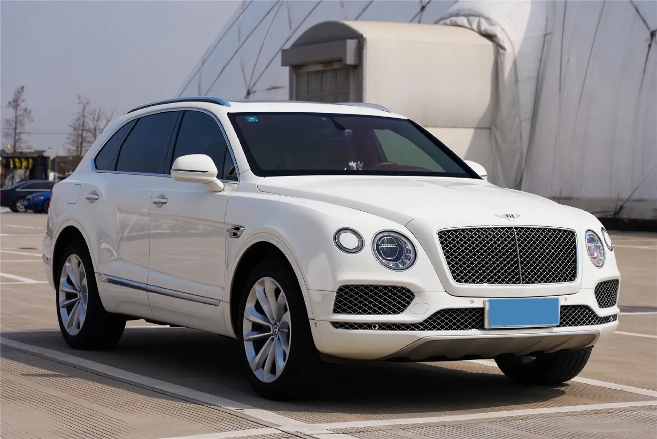 2018 Bentley Bentayga 4.0T 550HP V8 8AT,autocango,china used car exporter,china ev exporter,chinese used car exporter,chinese used ev exporter