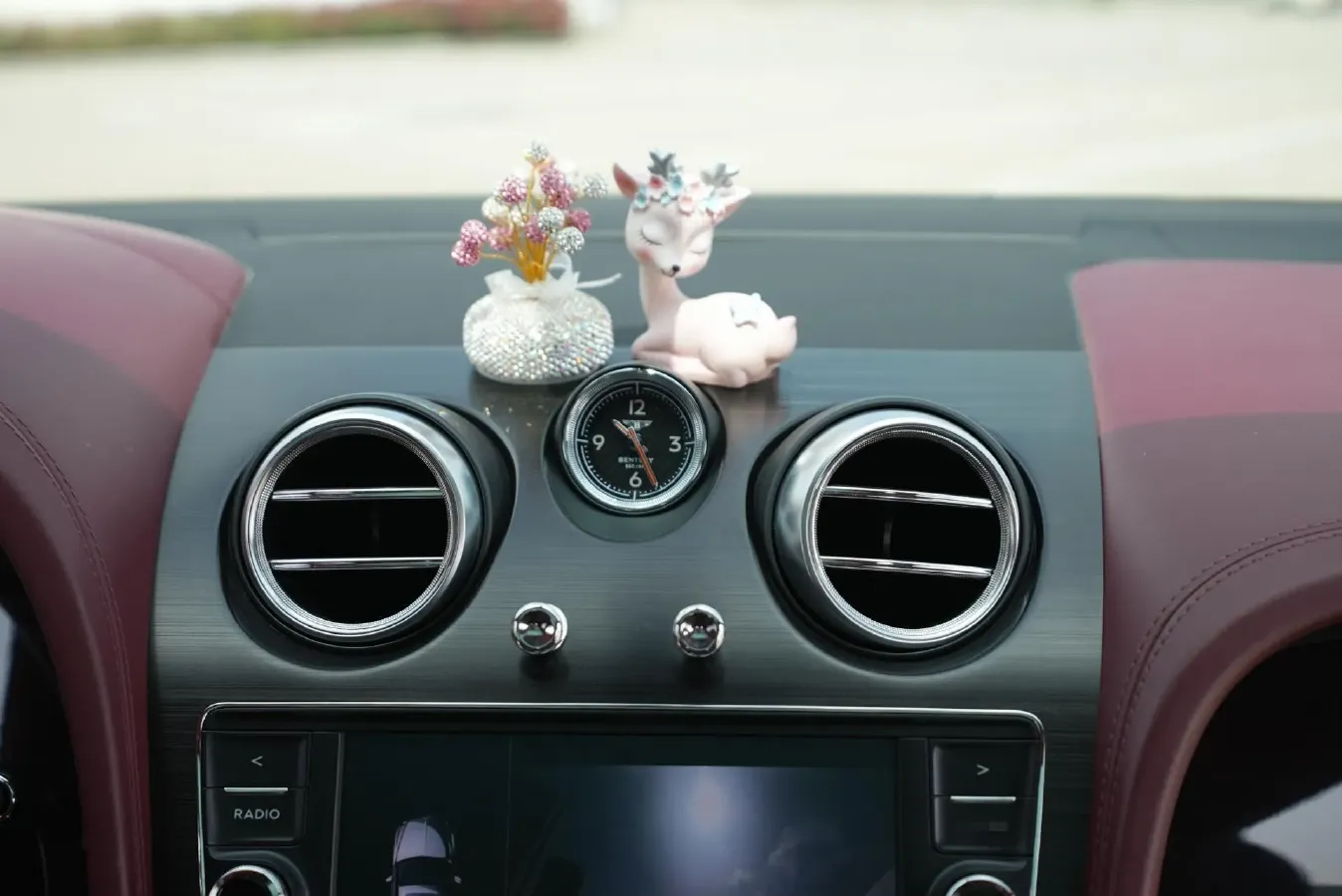 2018 Bentley Bentayga 4.0T 550HP V8 8AT,autocango,china used car exporter,china ev exporter,chinese used car exporter,chinese used ev exporter