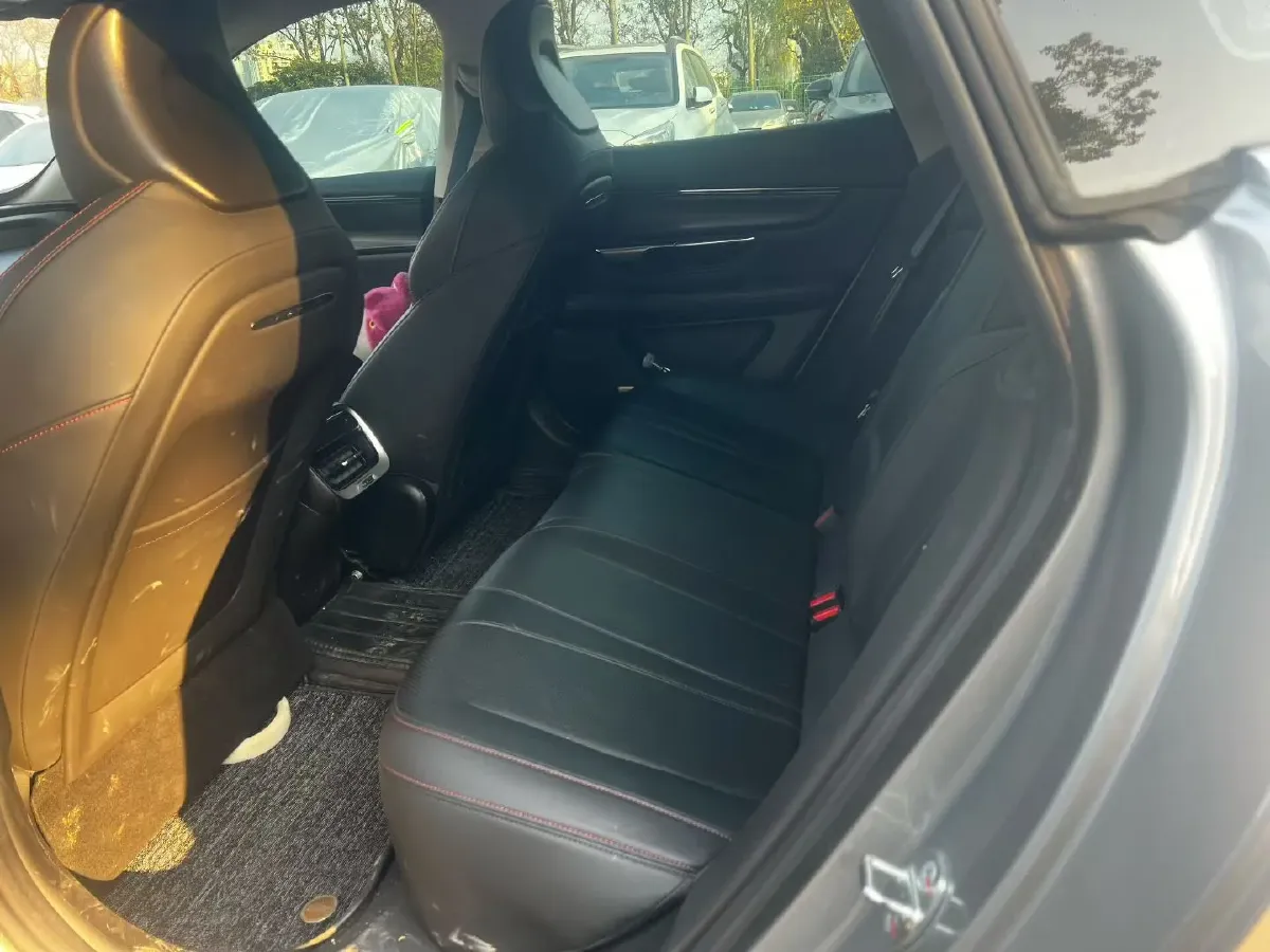 2022 DongFeng Forthing M7 2.0T 224HP L4 8AT,autocango,china used car exporter,china ev exporter,chinese used car exporter,chinese used ev exporter