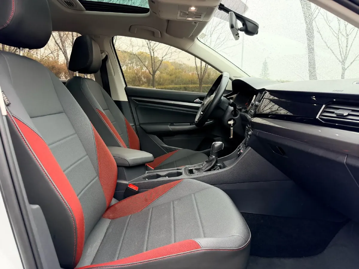 2020 Volkswagen Bora 1.5L 113HP L4 6AT,autocango,china used car exporter,china ev exporter,chinese used car exporter,chinese used ev exporter