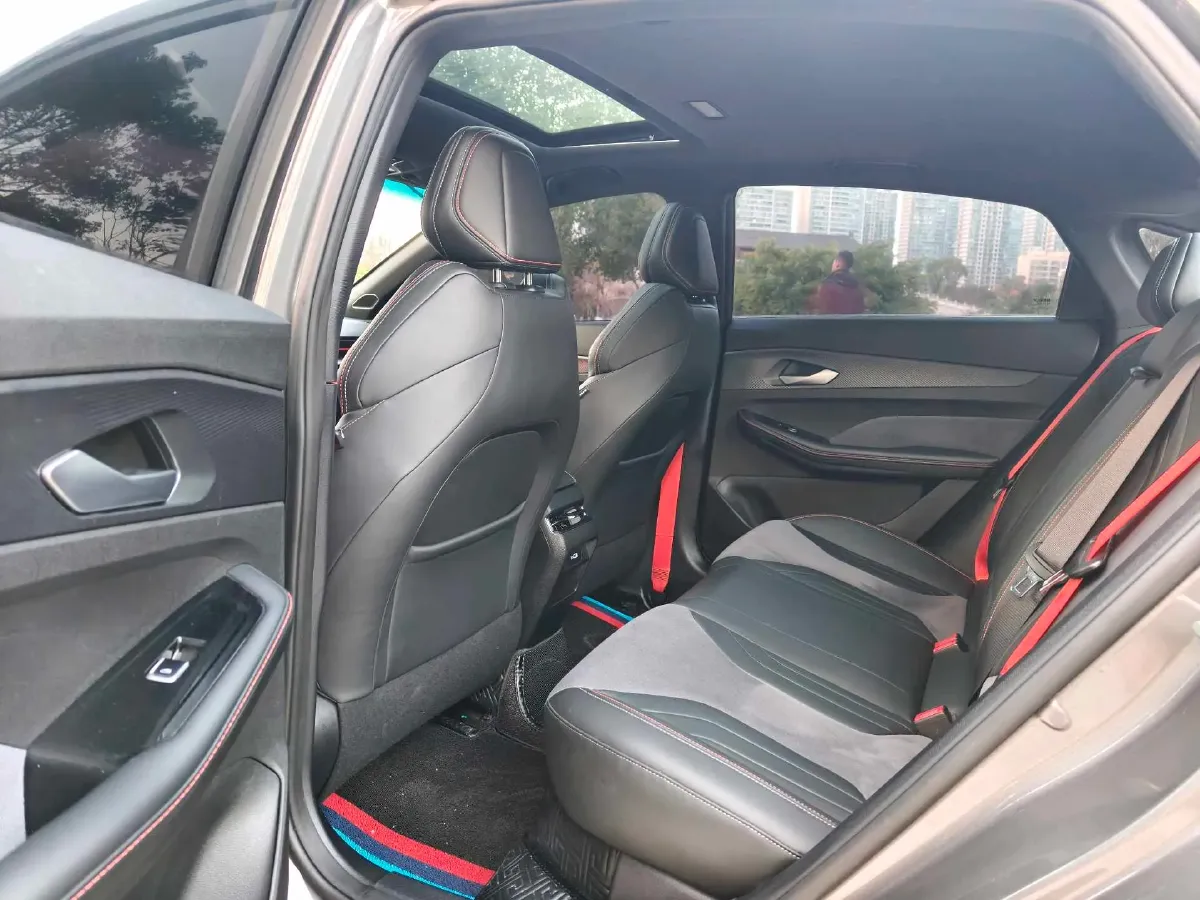 2022 Geely Binray 1.5T 181HP L4 7DCT,autocango,china used car exporter,china ev exporter,chinese used car exporter,chinese used ev exporter