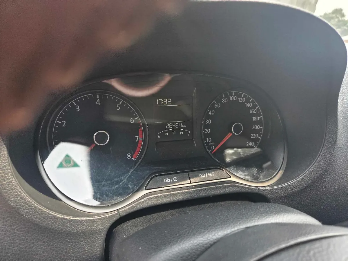 2016 Volkswagen Polo 1.4L 90HP L4 6AT,autocango,china used car exporter,china ev exporter,chinese used car exporter,chinese used ev exporter