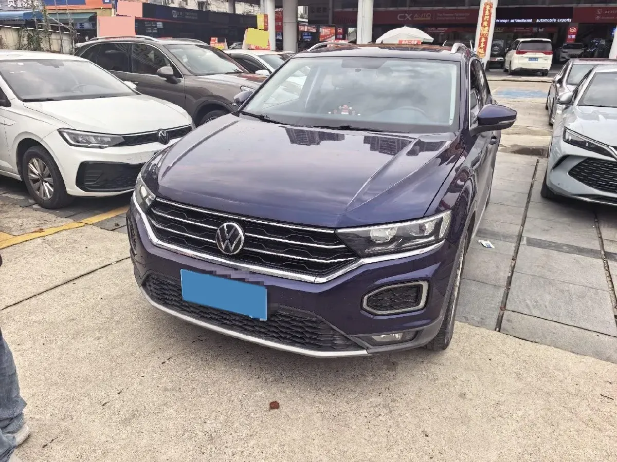 2020 Volkswagen T-Roc 1.4T 150HP L4 7DCT,autocango,china used car exporter,china ev exporter,chinese used car exporter,chinese used ev exporter