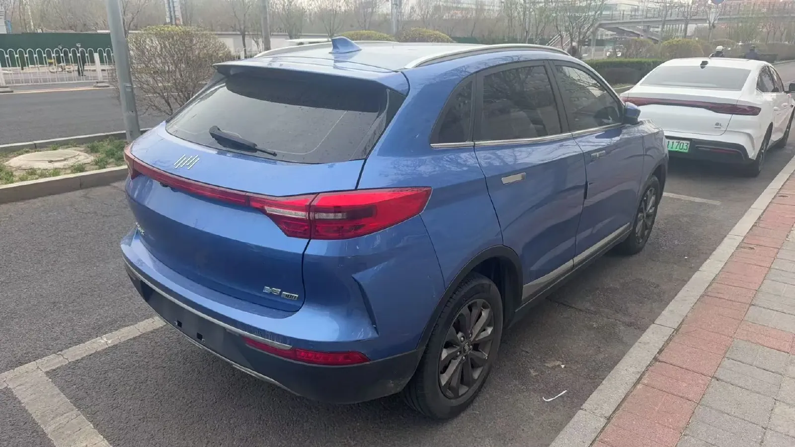 2018 MAXUS XinTu V80 2.5T 136HP L4 6AMT,autocango,china used car exporter,china ev exporter,chinese used car exporter,chinese used ev exporter