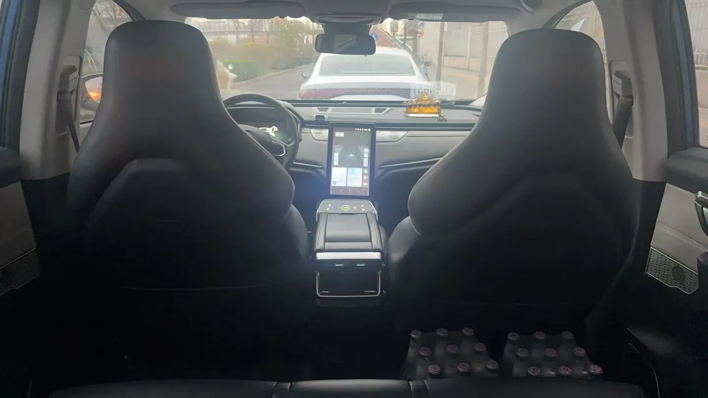 2018 MAXUS XinTu V80 2.5T 136HP L4 6AMT,autocango,china used car exporter,china ev exporter,chinese used car exporter,chinese used ev exporter