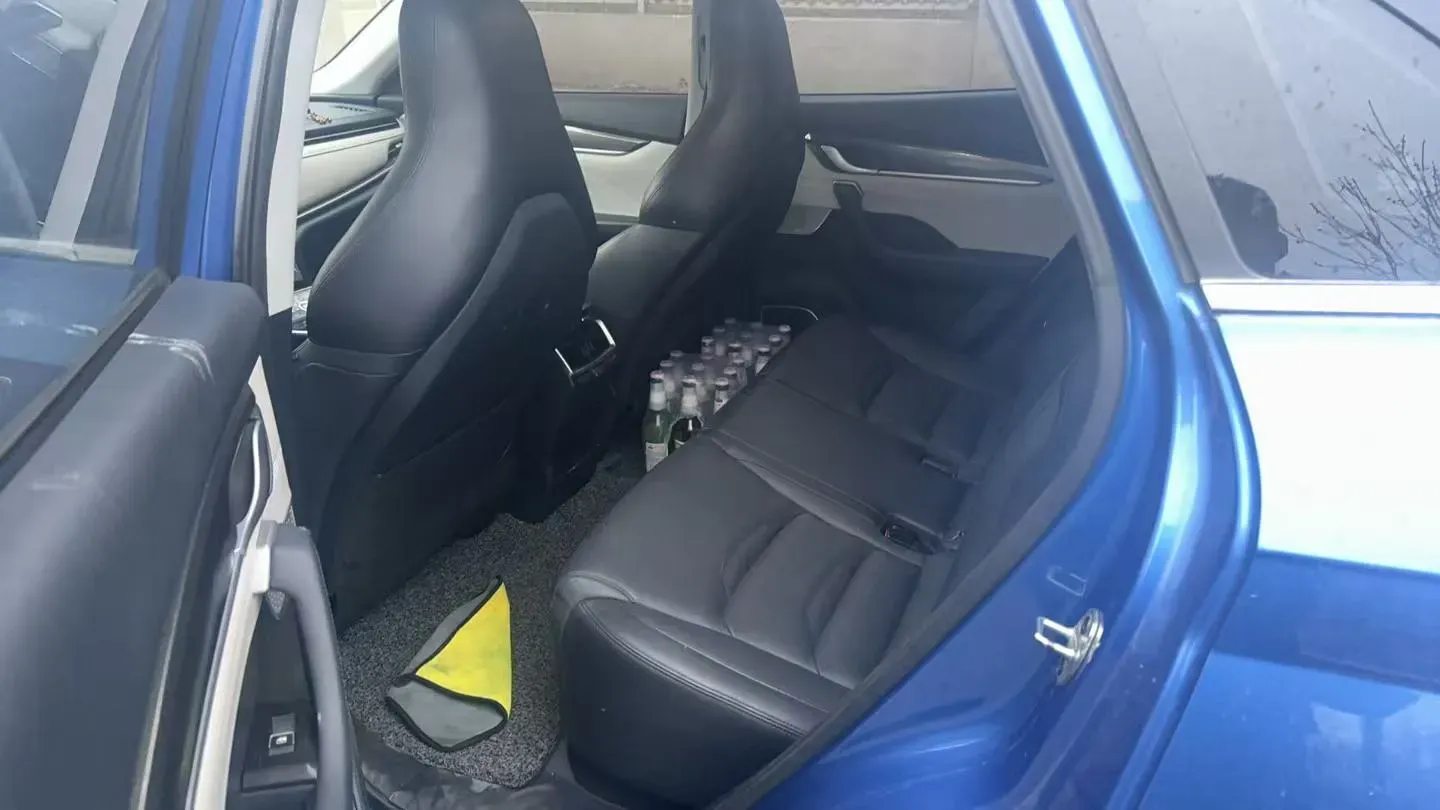 2018 MAXUS XinTu V80 2.5T 136HP L4 6AMT,autocango,china used car exporter,china ev exporter,chinese used car exporter,chinese used ev exporter