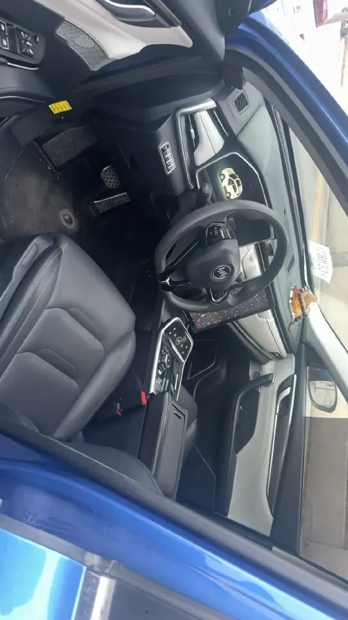 2018 MAXUS XinTu V80 2.5T 136HP L4 6AMT,autocango,china used car exporter,china ev exporter,chinese used car exporter,chinese used ev exporter