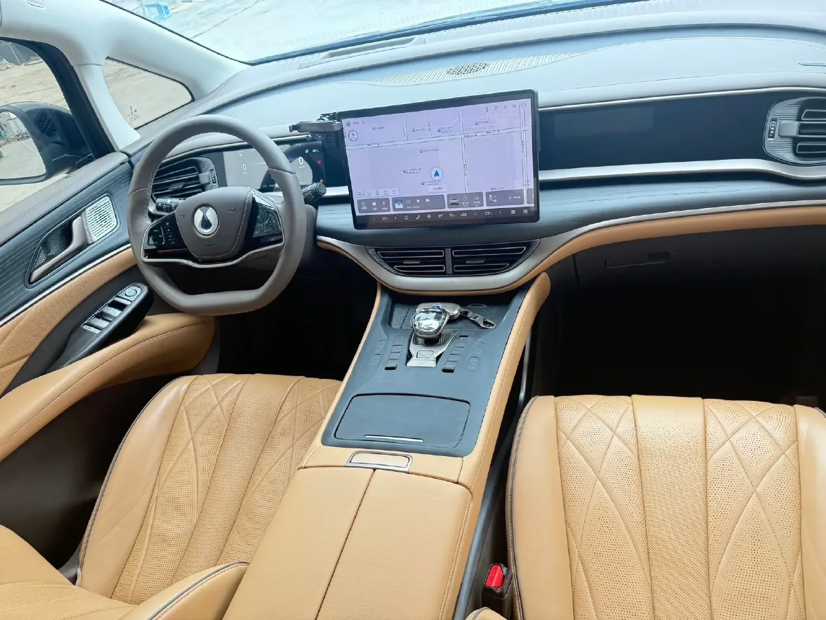 2022 Mercedes-Benz GLC Class 2.0T 197HP L4 9AT,autocango,china used car exporter,china ev exporter,chinese used car exporter,chinese used ev exporter