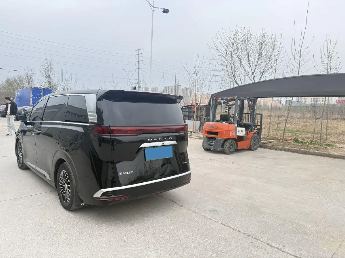 2022 Mercedes-Benz GLC Class 2.0T 197HP L4 9AT,autocango,china used car exporter,china ev exporter,chinese used car exporter,chinese used ev exporter