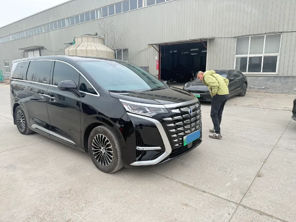 2022 Mercedes-Benz GLC Class 2.0T 197HP L4 9AT,autocango,china used car exporter,china ev exporter,chinese used car exporter,chinese used ev exporter