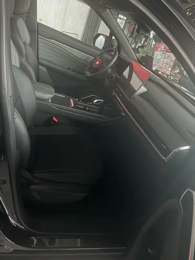 2024 Geely Okavango L 2.0T 218HP L4 7DCT,autocango,china used car exporter,china ev exporter,chinese used car exporter,chinese used ev exporter